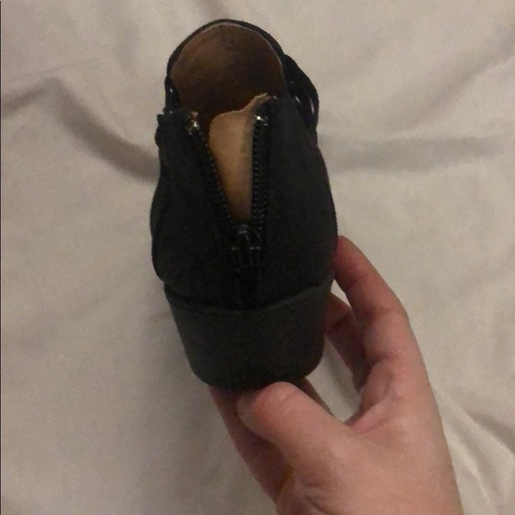 Shoes - Picture 3 of 3